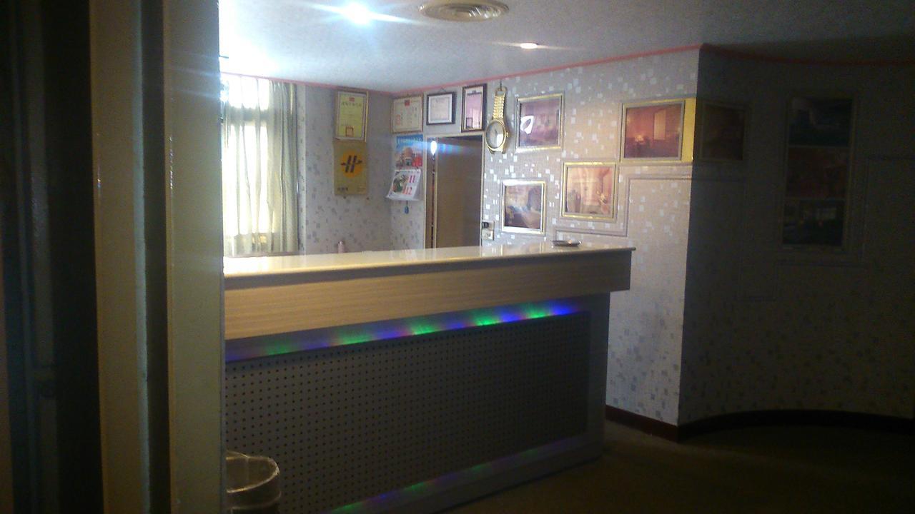 Teresa Hotel Туфен Екстериор снимка