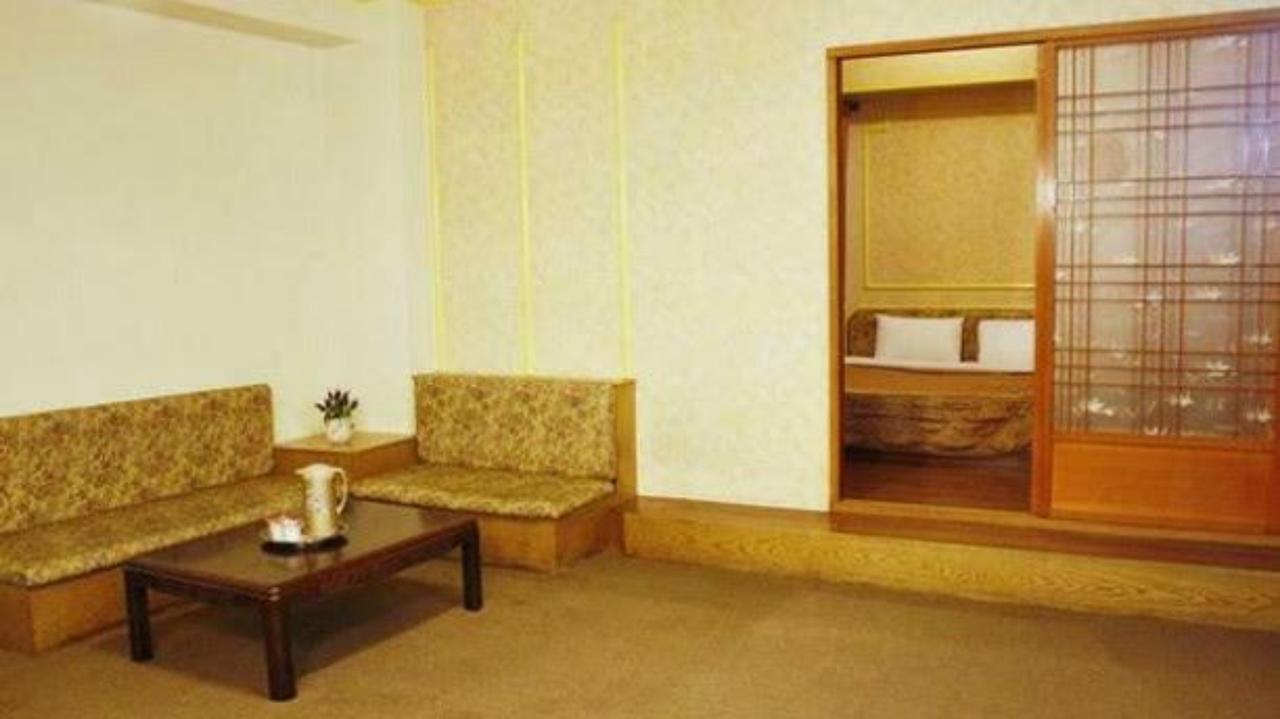 Teresa Hotel Туфен Екстериор снимка